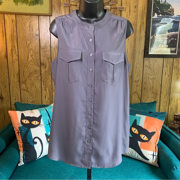 J. Crew Sleeveless Charcoal Button-Down Shirt - Picture 8 of 9